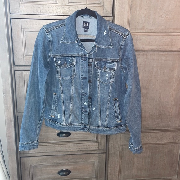 Gap distressed denim jacket, size medium - Picture 1 of 7